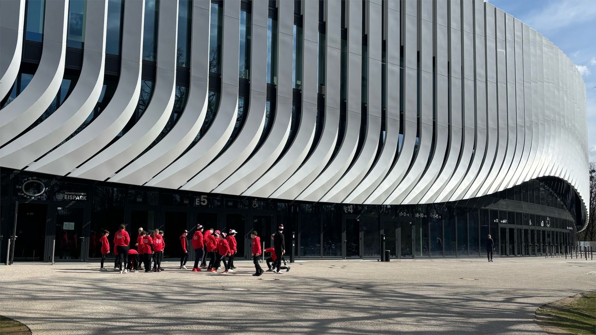 Die U13 des EVF am 30.03.2025 auf dem Weg zum Spiel gegen die Rookie Bulls München im SAP Garden