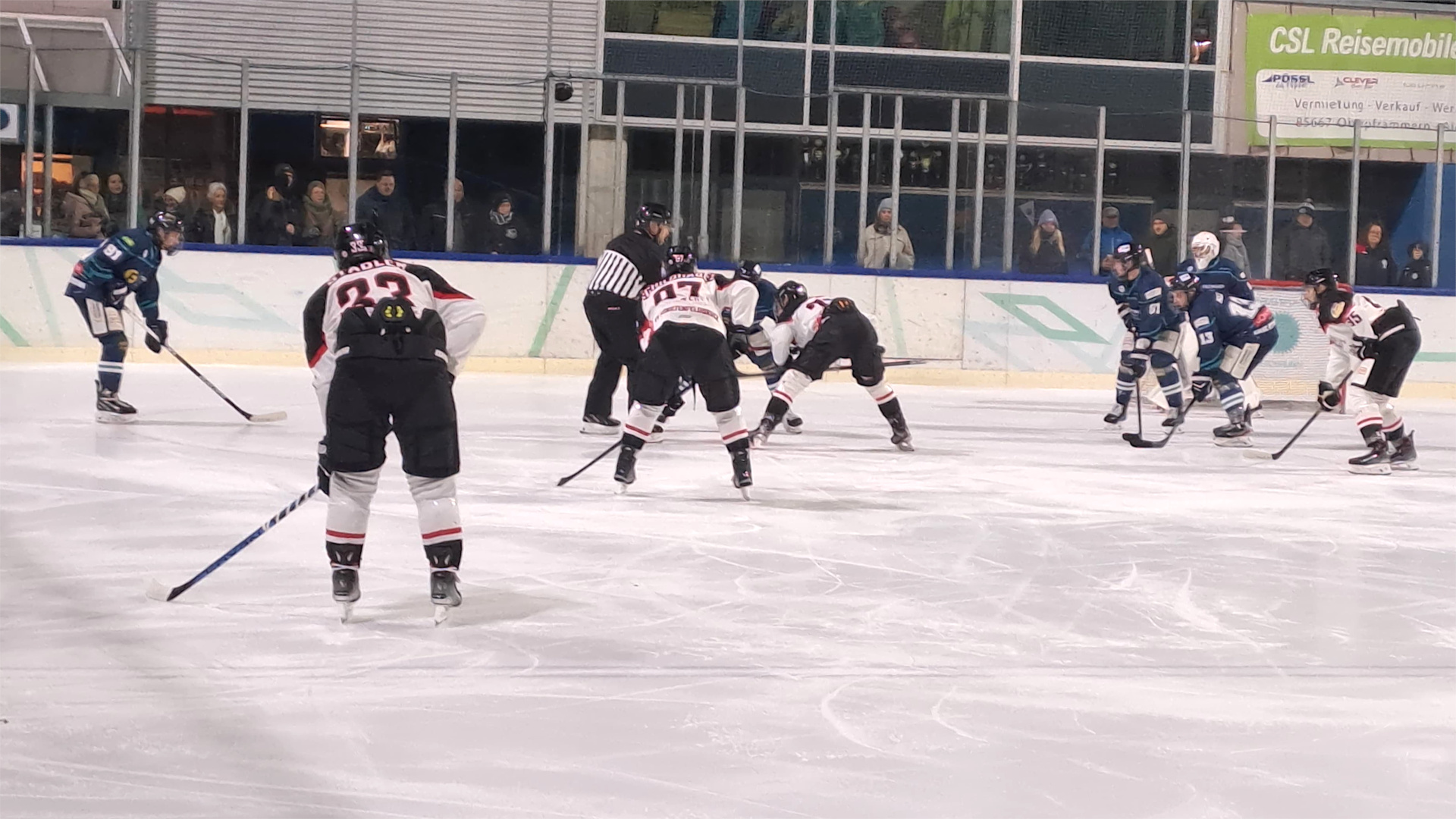 Die Erste des EVF ist beim ERSC Ottobrunn in die Saison gestartet.