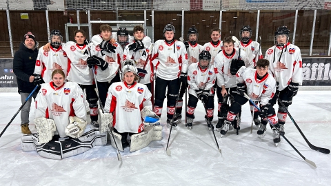 Die U17 des EVF nach dem Sieg beim ERC Sonthofen am 28.12.2025